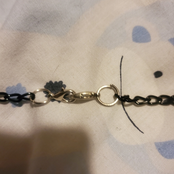 Necklace - Picture 4 of 4